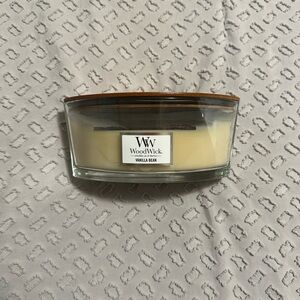 Used WoodWick Candle Vanilla Bean